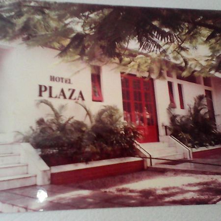 Hotel Plaza -Booking For Foreign Tourist- Jalgaon Bagian luar foto